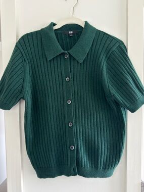 UNIQLO Dark Green Ribbed Button-Up Short Sleeve